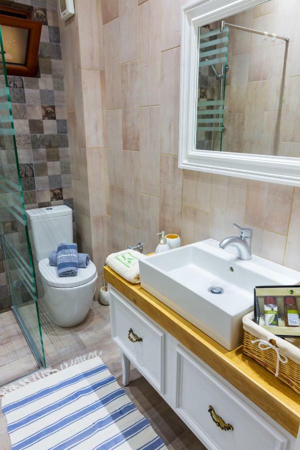 Great Alexander Suites Saranda Extérieur photo